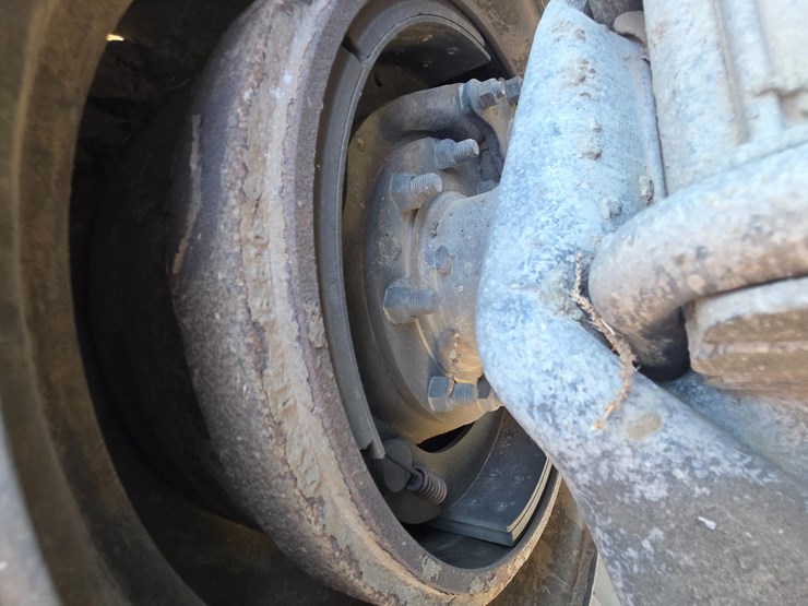 peterbilt-379-image-17