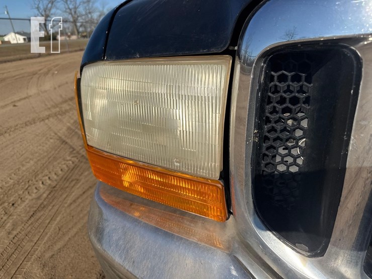 ford-f350-sd-xl-image-16