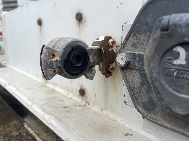 heil-trailer-image-11