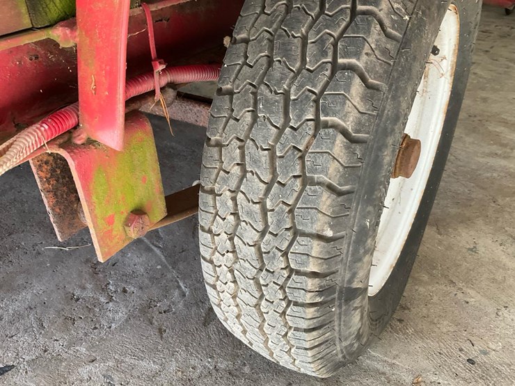 unknown-trailer-image-12