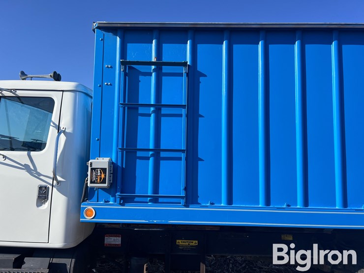 international-4900-image-12