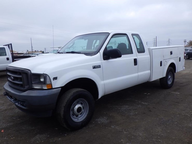 2004-ford-f250-image-1