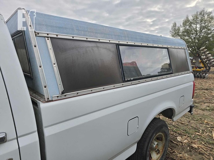 1994-ford-f150-xl-image-8