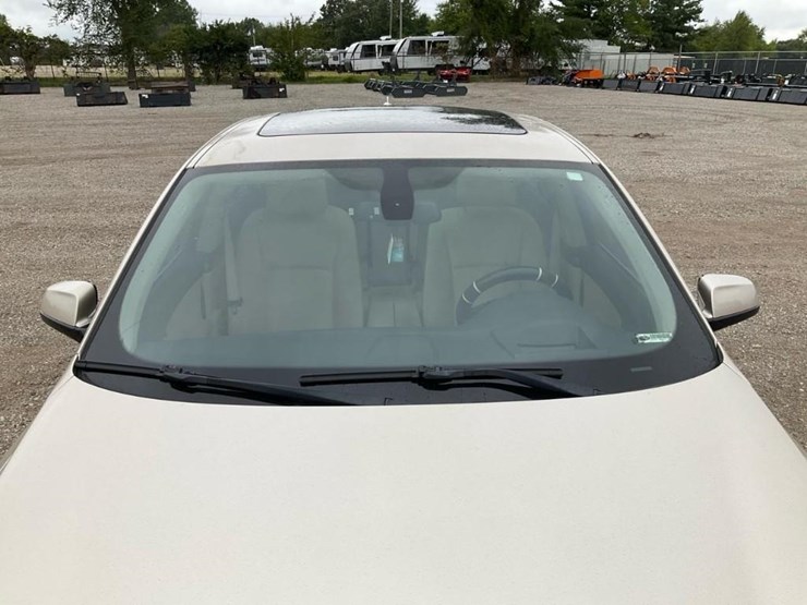 #2053-•-2010-bmw-550gt-car*-image-10