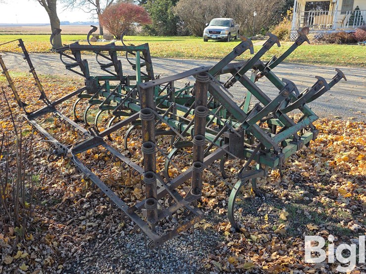 john-deere-18-image-5