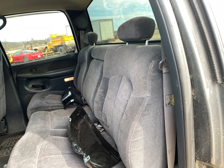 chevrolet-silverado-1500hd-image-65