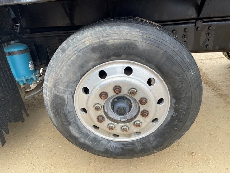 peterbilt-357-image-94