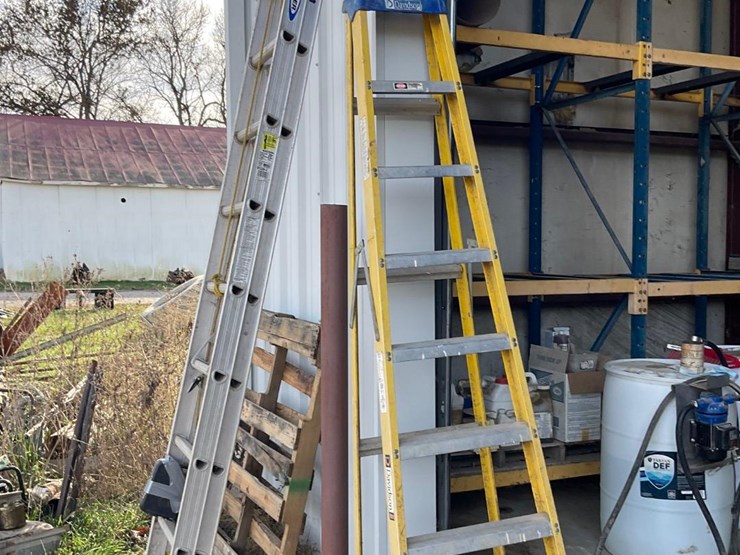 werner-20'-extension-ladder-&-8'-step-ladder-image-18