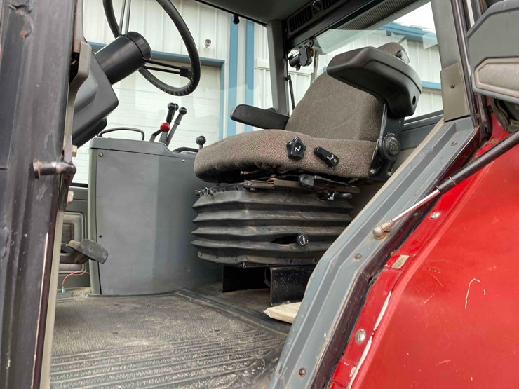 case-ih-7140-image-44