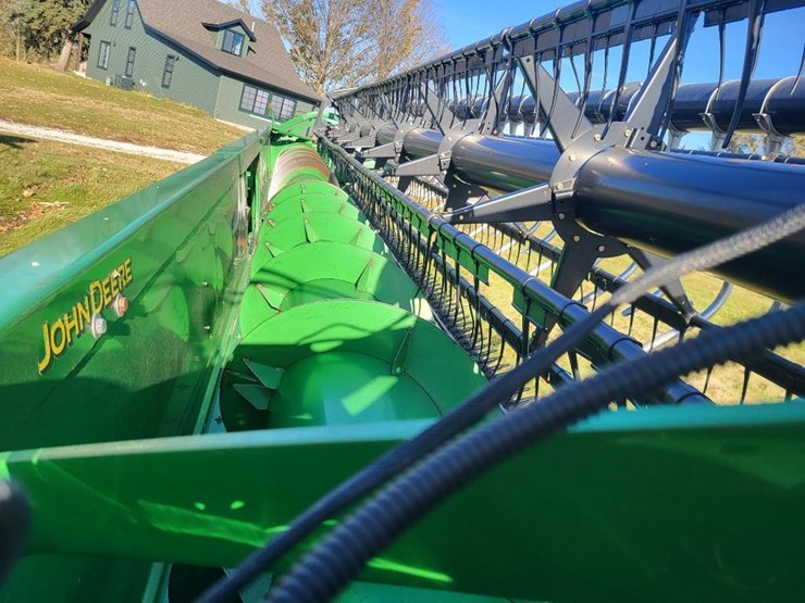 john-deere-630f-image-11