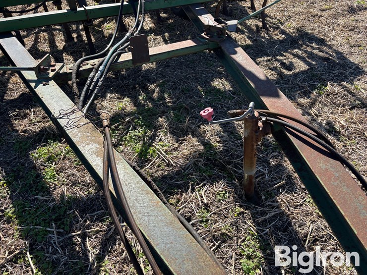 john-deere-1010-image-11