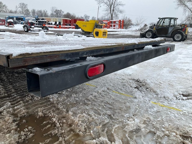 #2209-•-2021-flatbed-trailer*-image-19