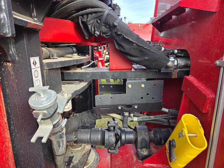 case-ih-620-image-40