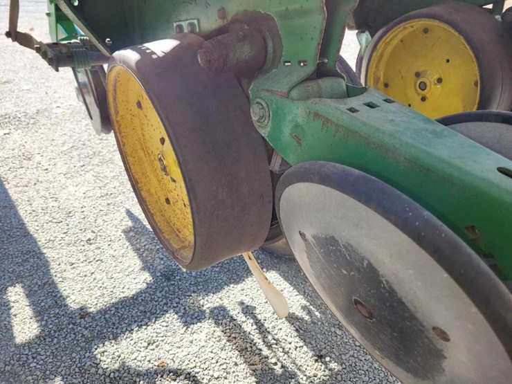 john-deere-7000-image-18