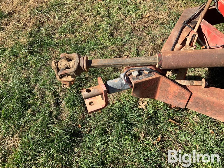 new-holland-357-image-9