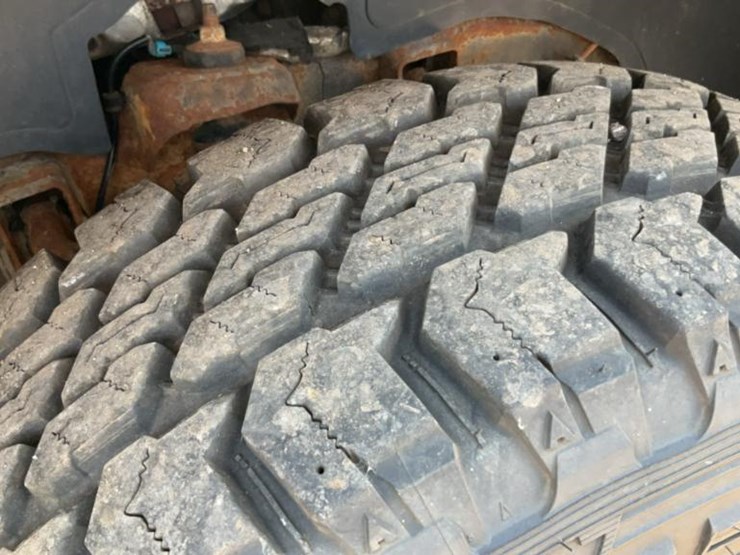 2005-chevrolet-silverado-2500hd-image-54