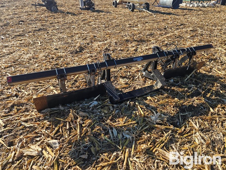 john-deere-30-image-1