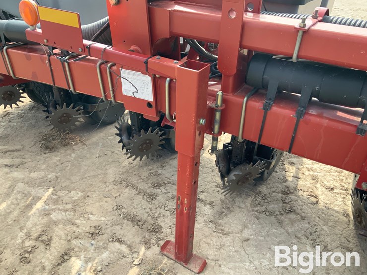 case-ih-1200-image-16