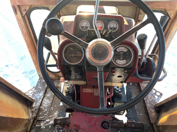 #1007-•-international-966-farmall-image-29