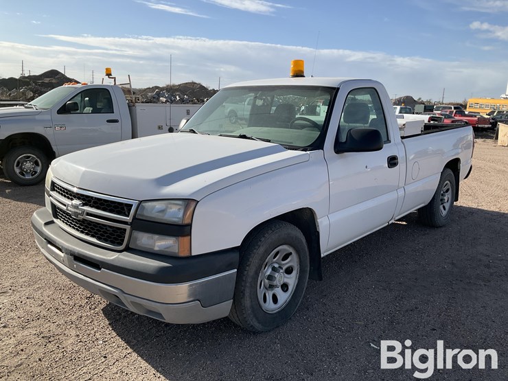 2006-chevrolet-1500-image-1