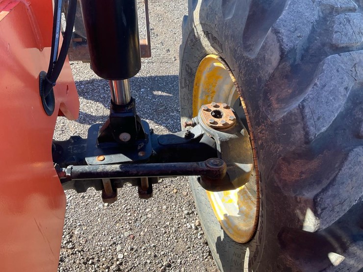 2016-sky-trak-6042-image-57