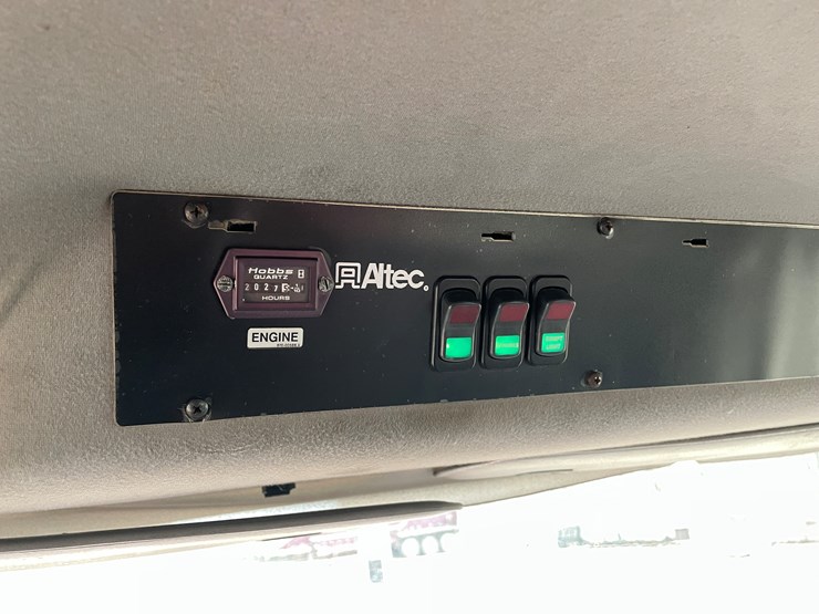 #1119-•-2009-freightliner-digger-derrick-(has-mn-title)-image-71