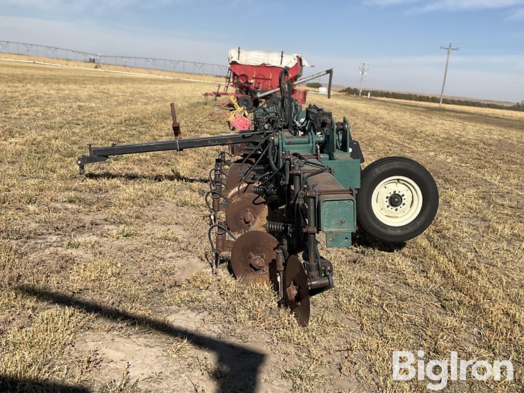 caterpillar-30-image-4