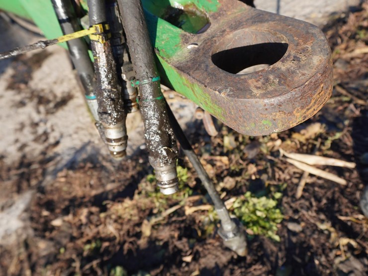 john-deere-726-image-10