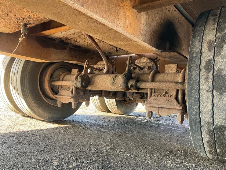 #2100-•-1967-beaver-flatbed-semi-trailer-image-21