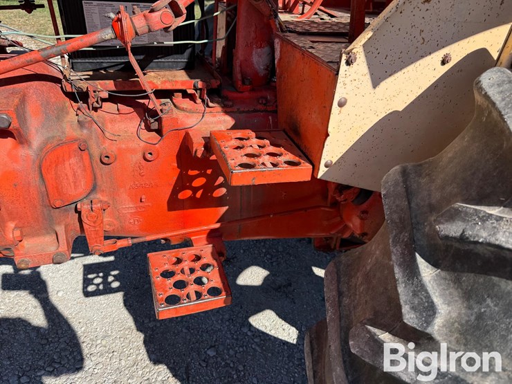 case-730-2wd-tractor-image-9