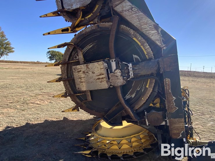 2018-new-holland-750bfia-image-18