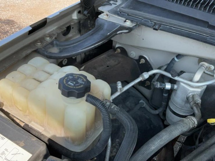 2005-chevrolet-silverado-2500hd-image-57