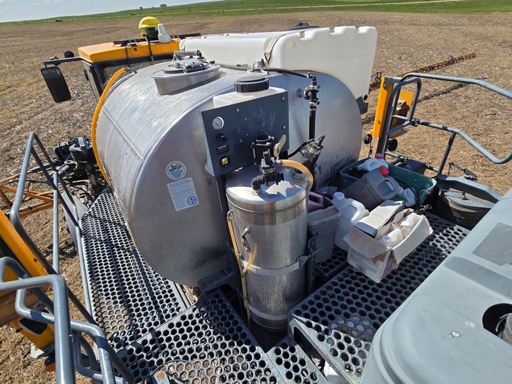 hagie-sts12-image-10