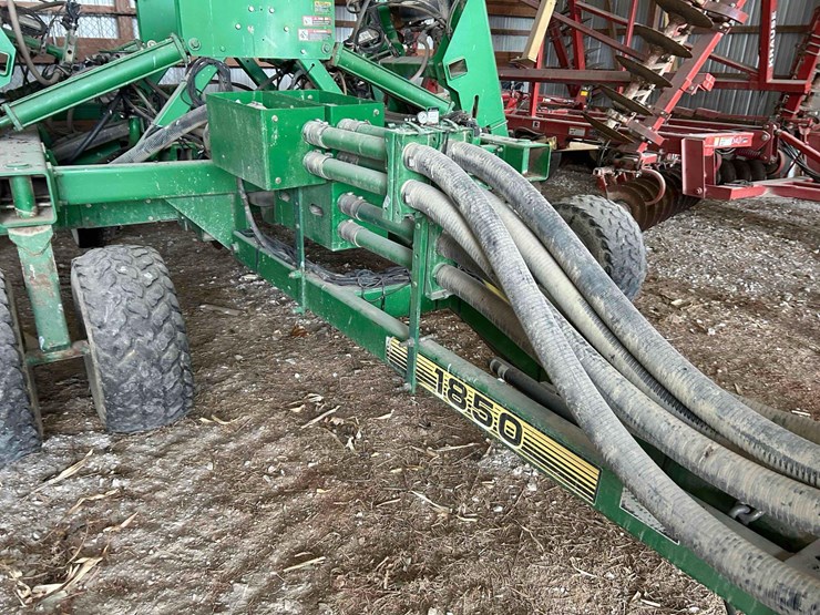 john-deere-1900-image-7