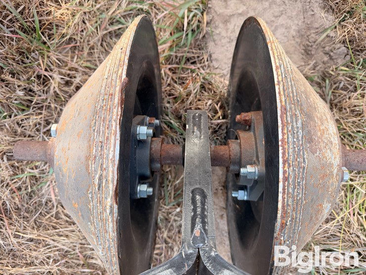 patriot-pivot-track-closer-image-15