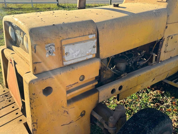 massey-ferguson-2500-image-13