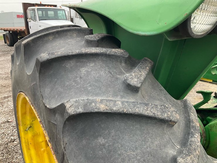 john-deere-730-image-34