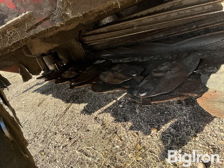 hesston-9260-image-15