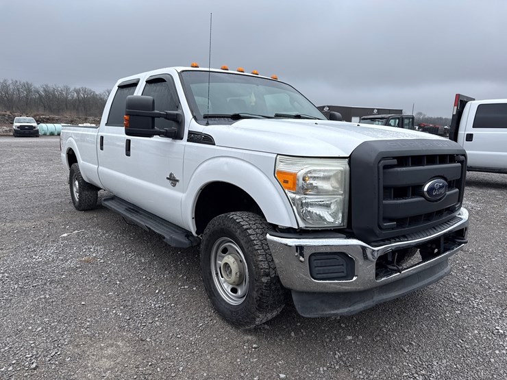 2012-ford-f250-xl-image-2