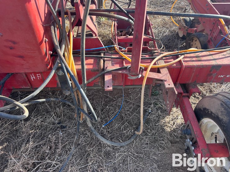 international-800-image-18