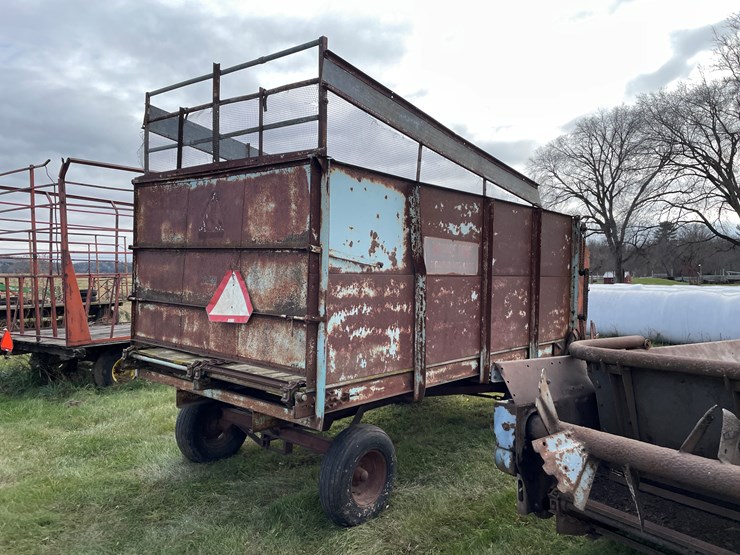 #200-•-forage-king-14"-chopper-box-(boyceville,-wi)-image-4