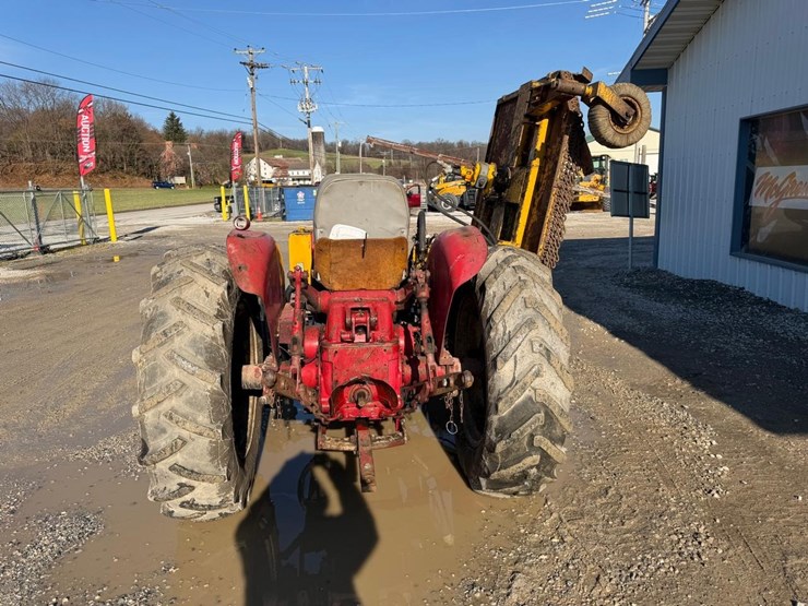 international-b414-image-4