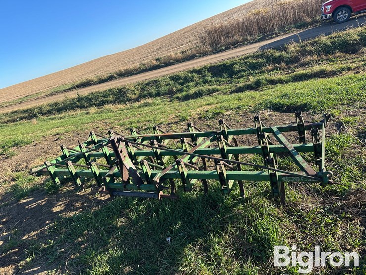 john-deere-c11-image-2