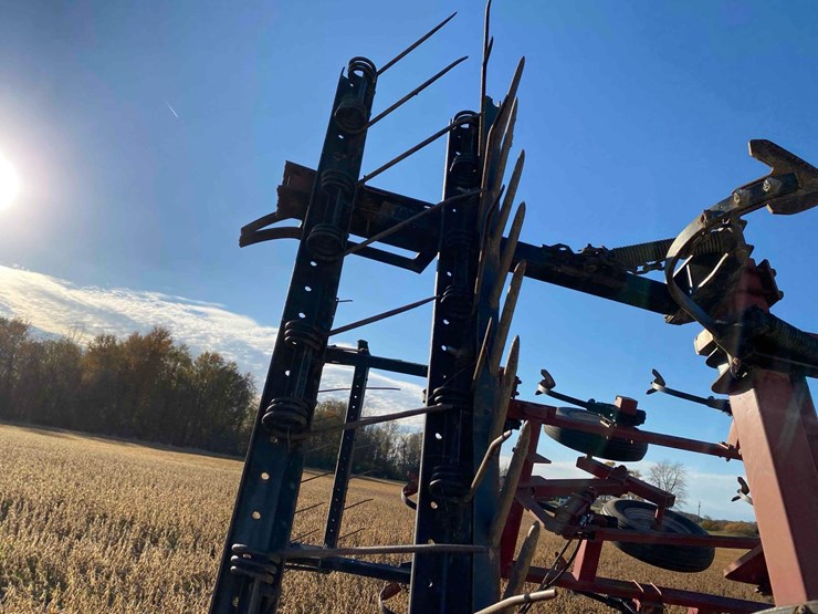 case-ih-4300-image-20