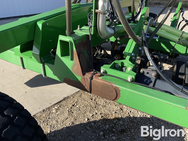 john-deere-1860-image-17