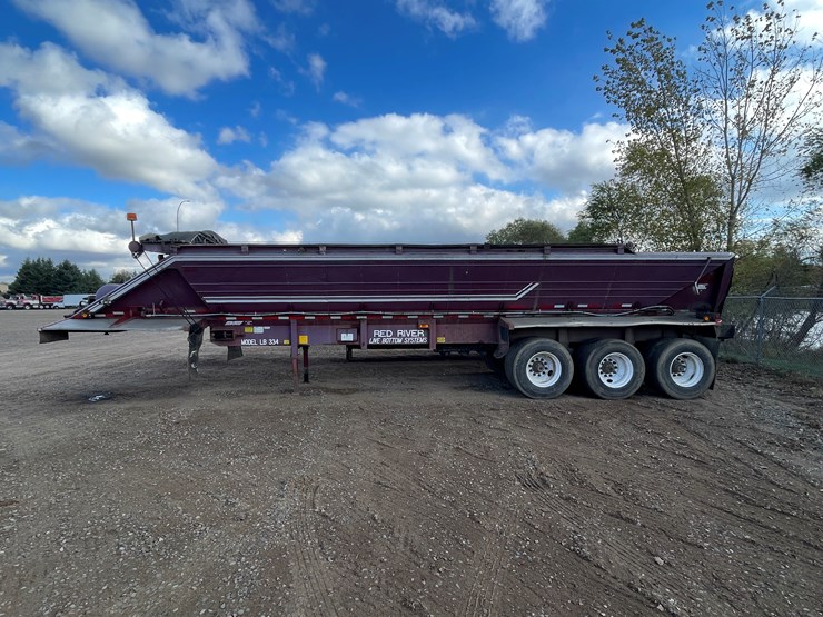 red-river-live-bottom-image-2