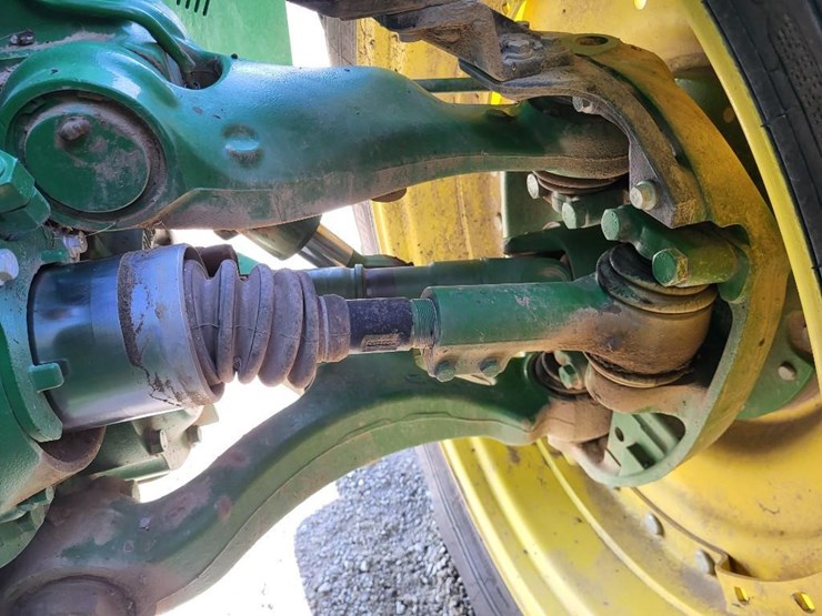 john-deere-8335r-image-44