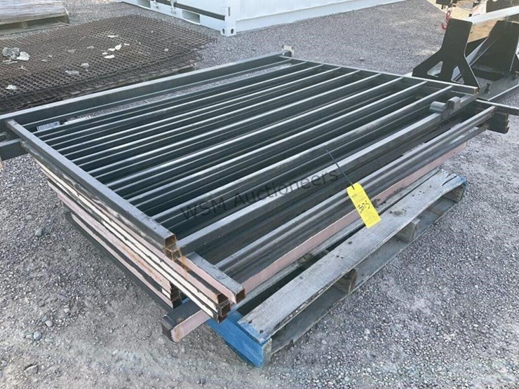 pallet-of-asst-wrought-iron-sections-image-1