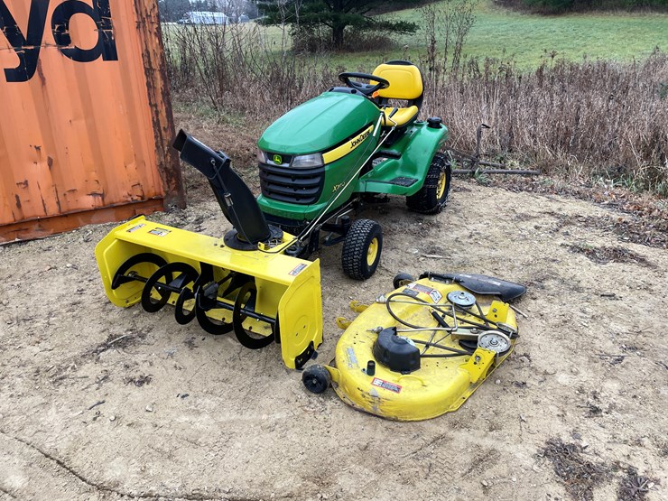john-deere-x300-image-1