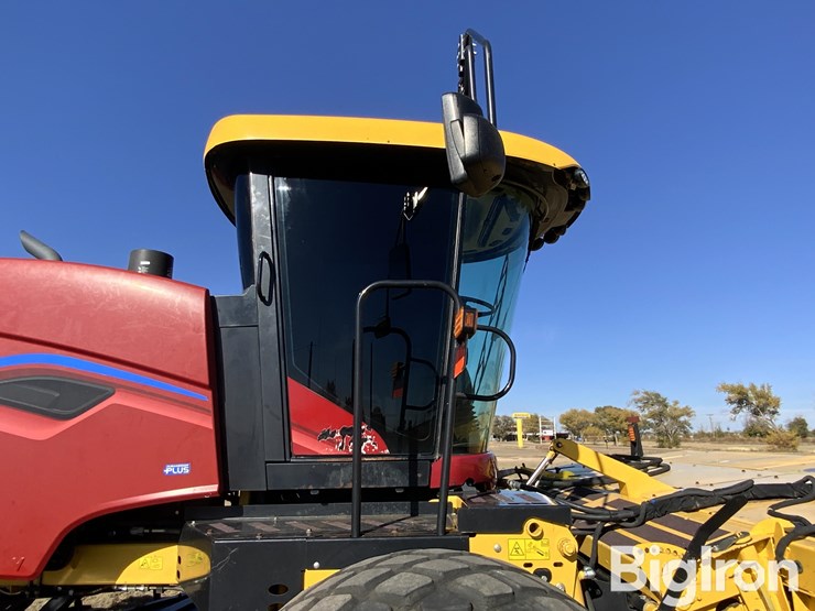 new-holland-speedrower-260-image-10